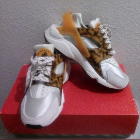 Brand New Nike Air Huarache Tortoise Shell Women’s Size 6 / Men’s 4.5” (UNISEX) - Picture 1 of 10